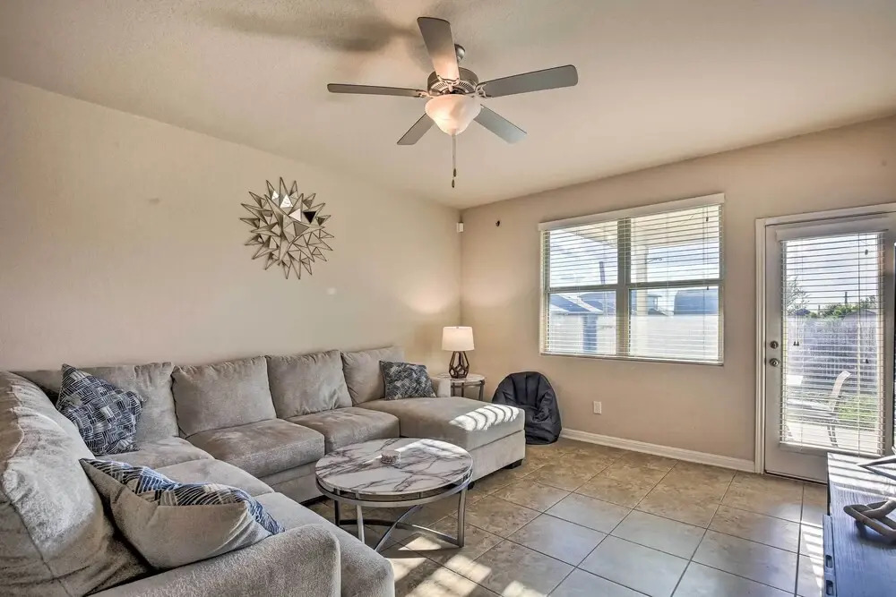 San Antonio Home w/ Yard ~ 8 Mi to Lackland!