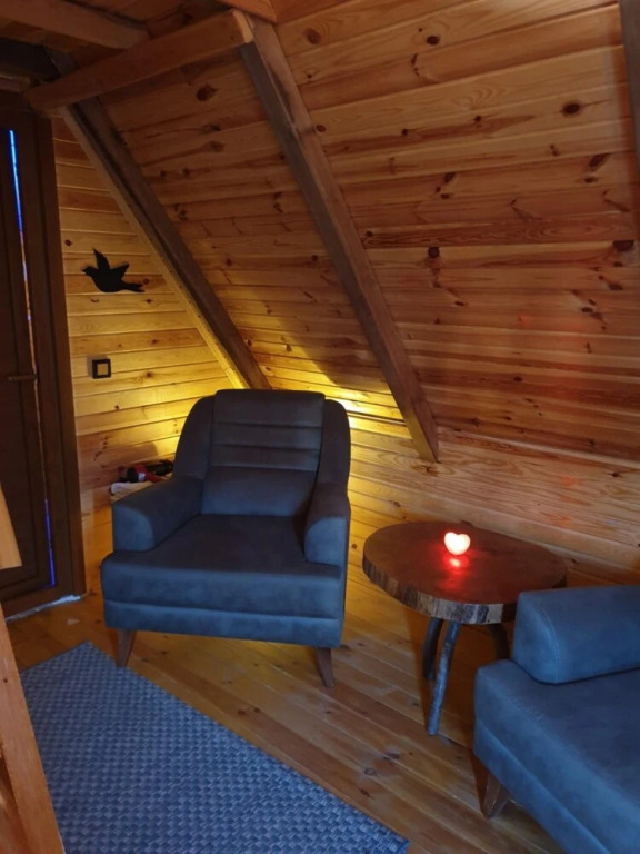 Bungalow with Shared Garden near Beach in Cinarcik