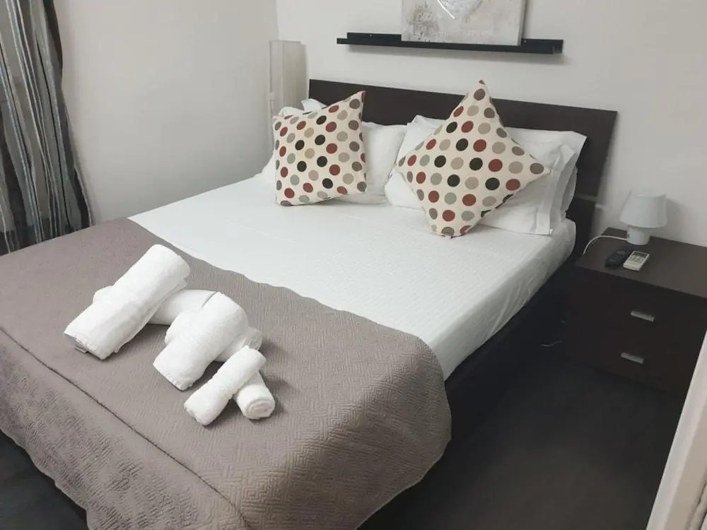 Flatinrome Navona