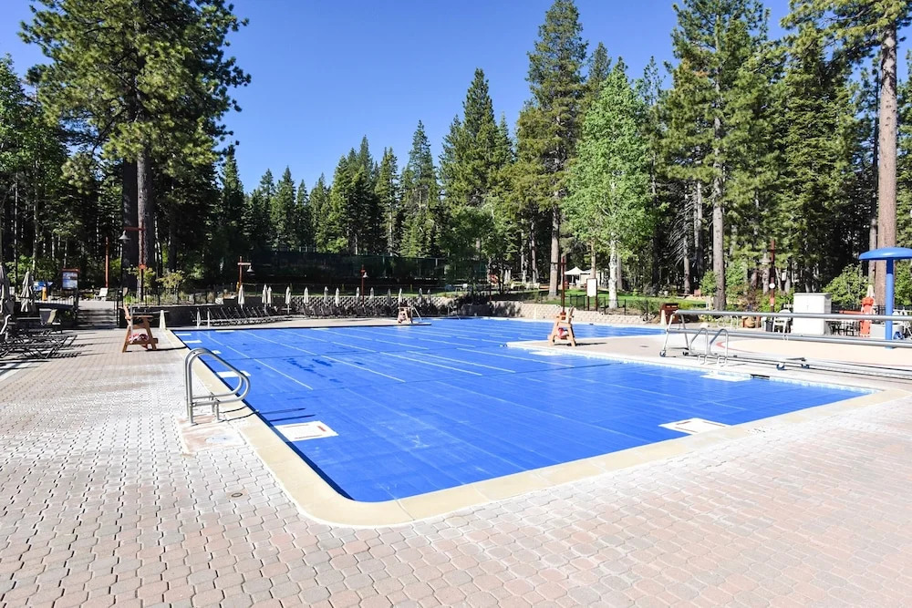 3048 Aspen Grove