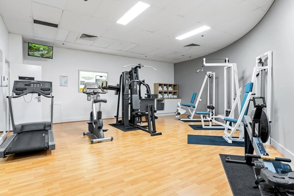 Bright Inner-city Stay Near Roma Street