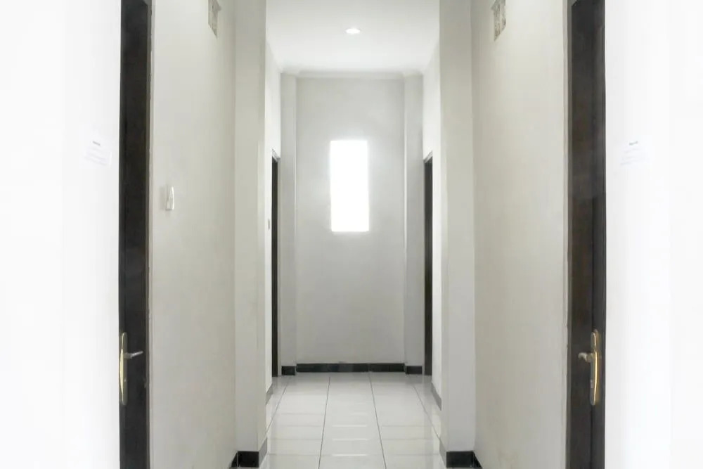 Airy Denpasar Utara Cokroaminoto 56 Bali