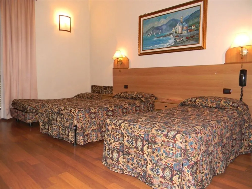Hotel Eden