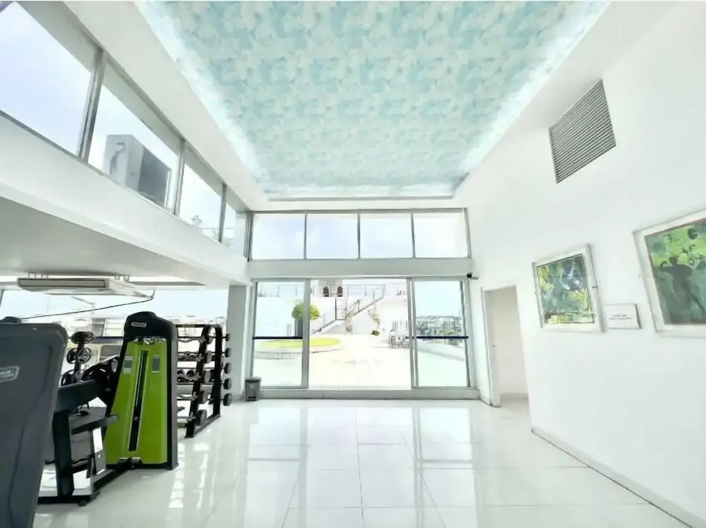 600sqft 2 Luxury Studio with Gym & Pool