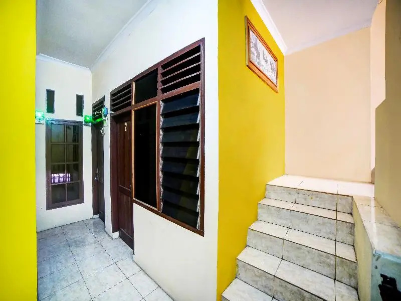 Hotel O Felicia Homestay