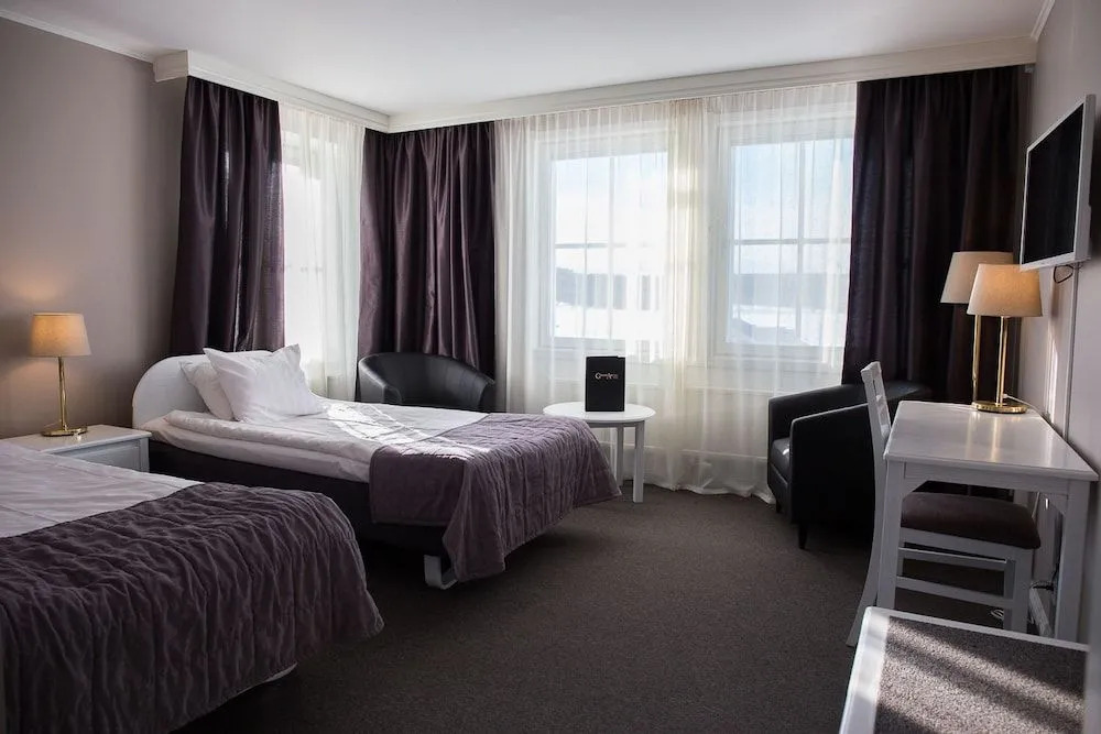 Grand Arctic Resort