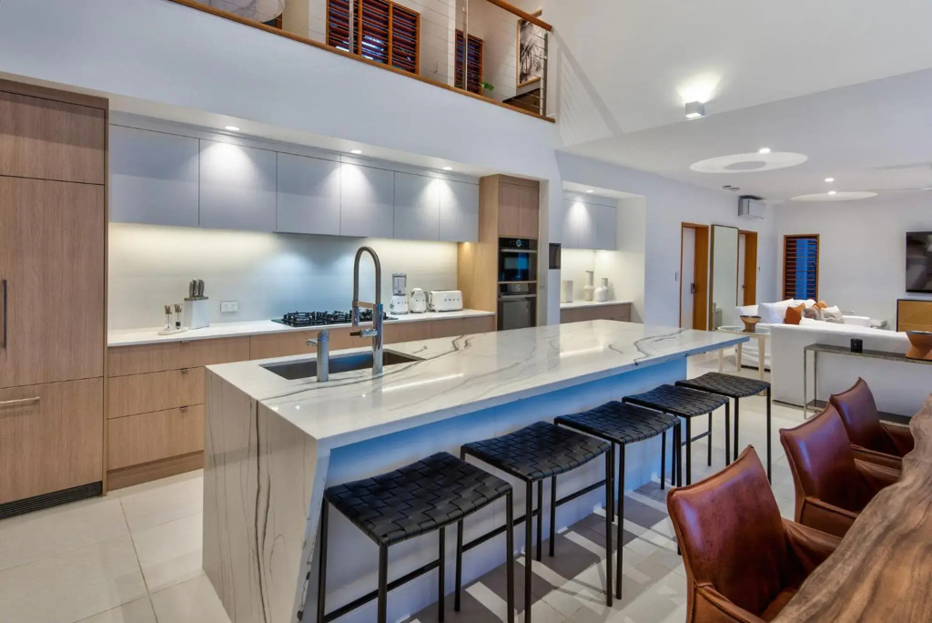 Lotus House on Hamilton Island by HIHA