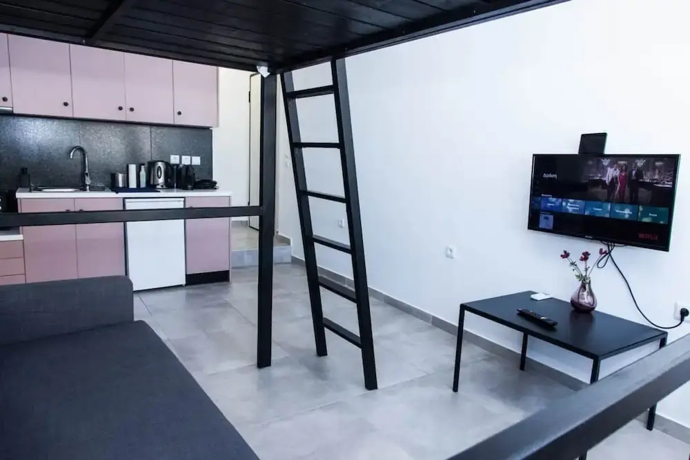 Homey studio in Athens Downtown -3