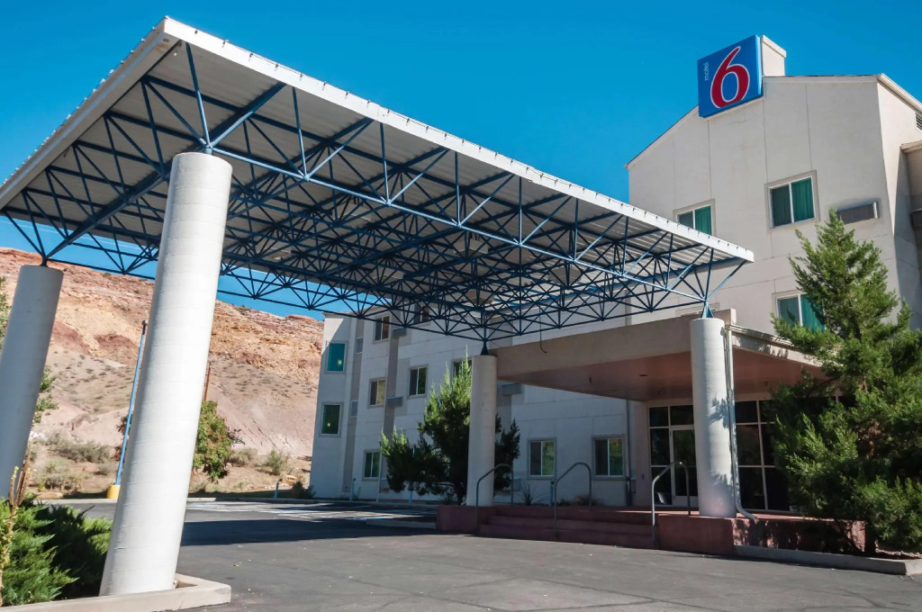Wolfes Hotel Moab
