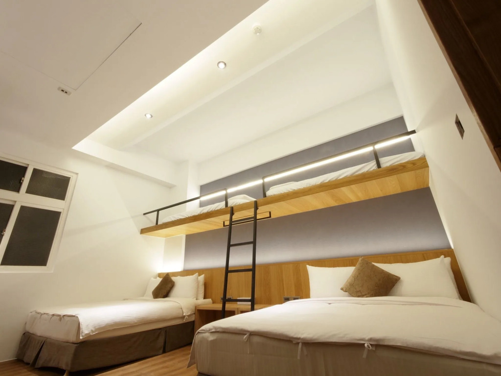 Green Hotel