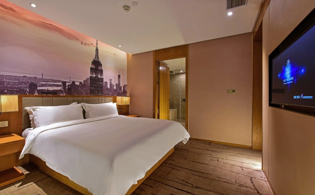 Four Points by Sheraton Shanghai, Kangqiao