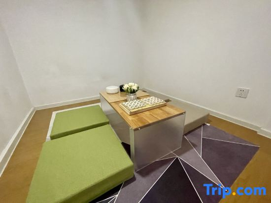 Shanghai Yijian Homestay