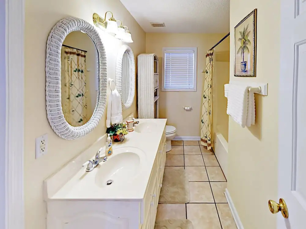 460 Harbor Light Lane Home 3 Bedrooms 2.5 Bathrooms Home