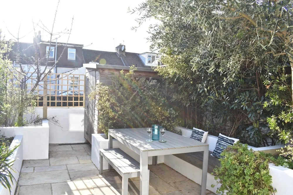 Stunning Victorian Townhouse in Central Brighton