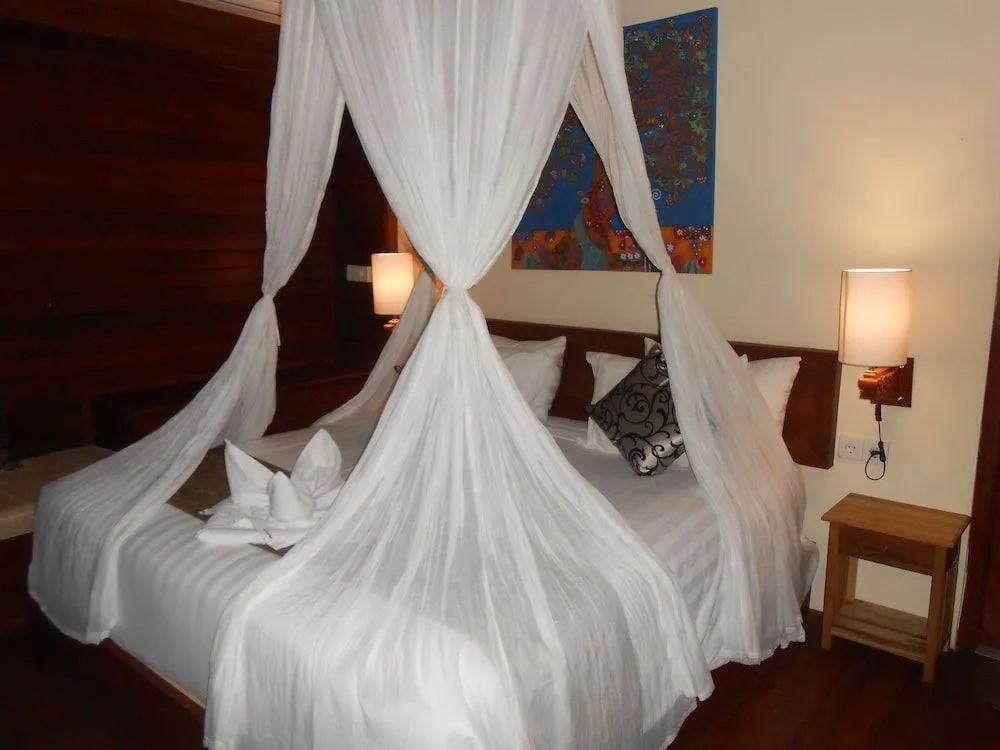 DMuncuk Huts Lembongan