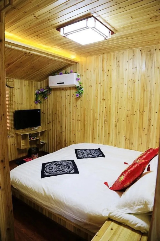 Baota Temple Inn