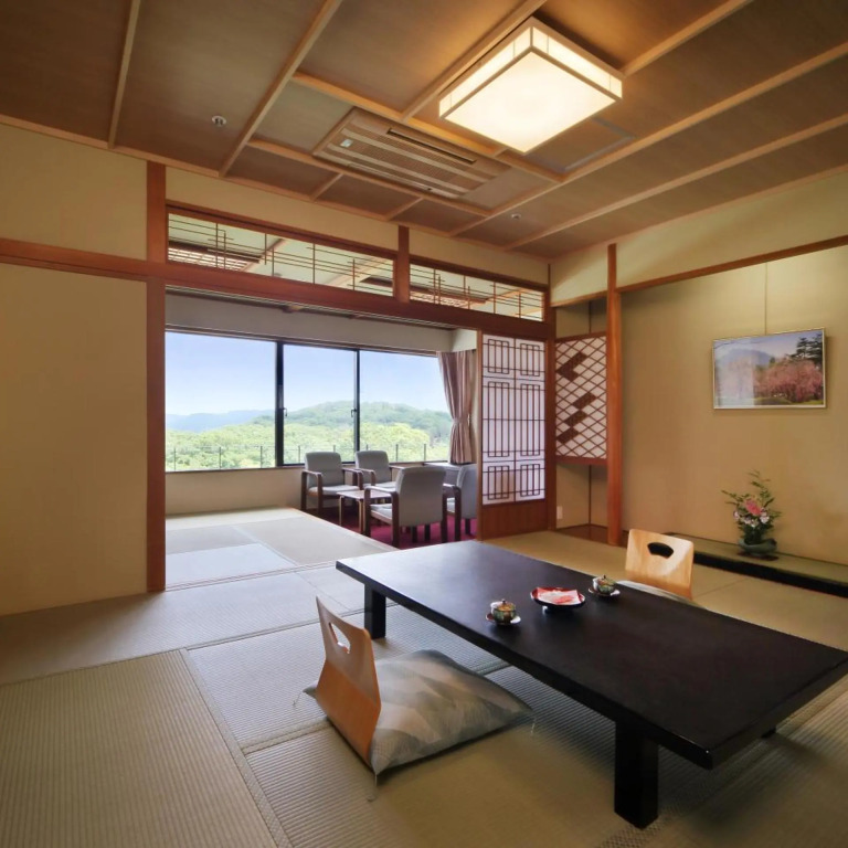 Kagaribi No Yu Ryokusuitei