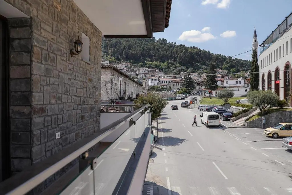 Çuçi B&B