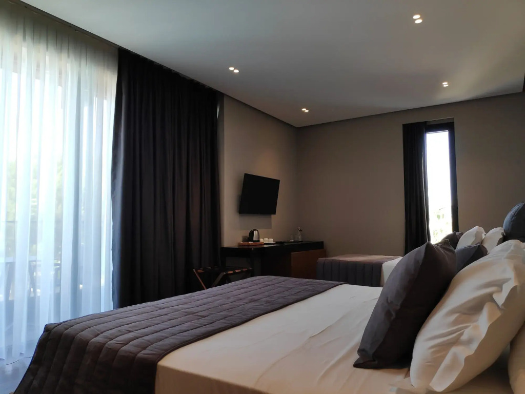 Supreme Hotel