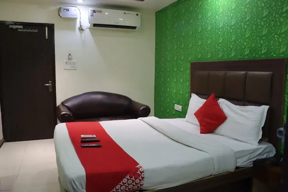 Hotel Ashiana Palace