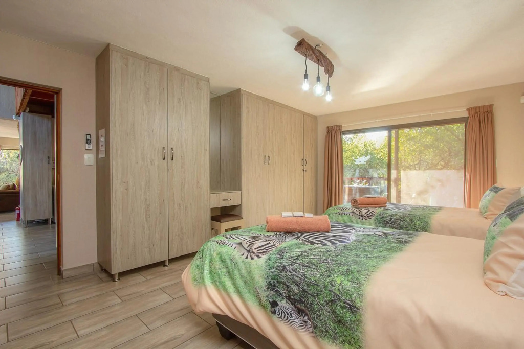 Call of the Fish Eagle Self-catering Holiday Home with solar