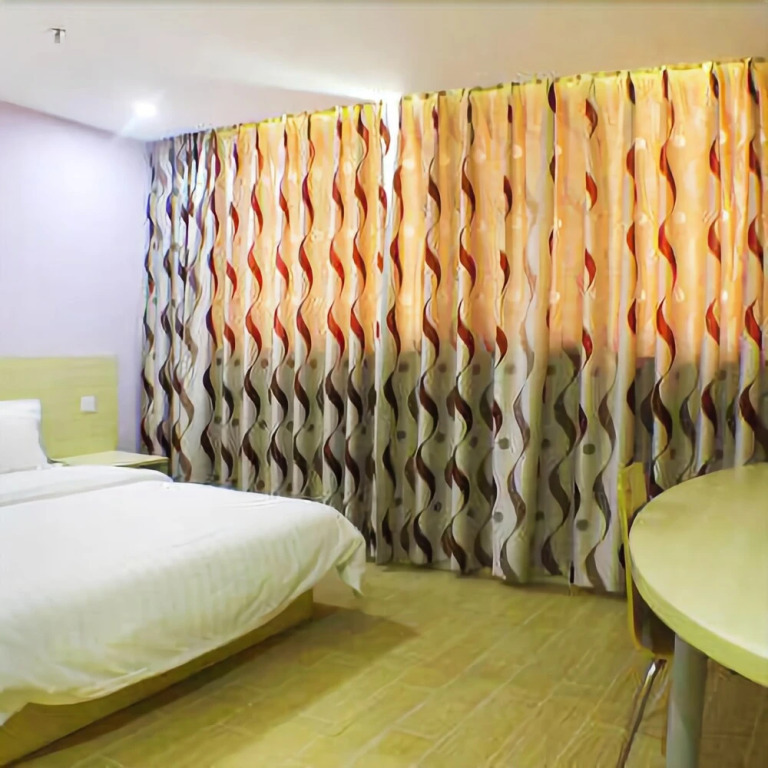 Zhuhai Heyi Hotel Baijiao Branch
