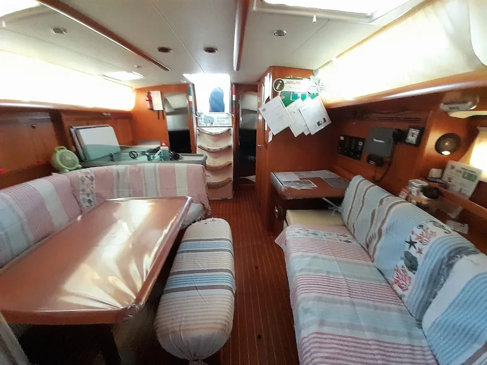 Captivating 2-bed Villa in Forio - Enjoy a Yacht