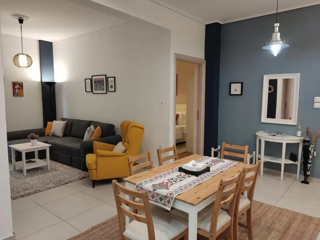 Central & Comfortable, 70m² Apt in Neos Kosmos