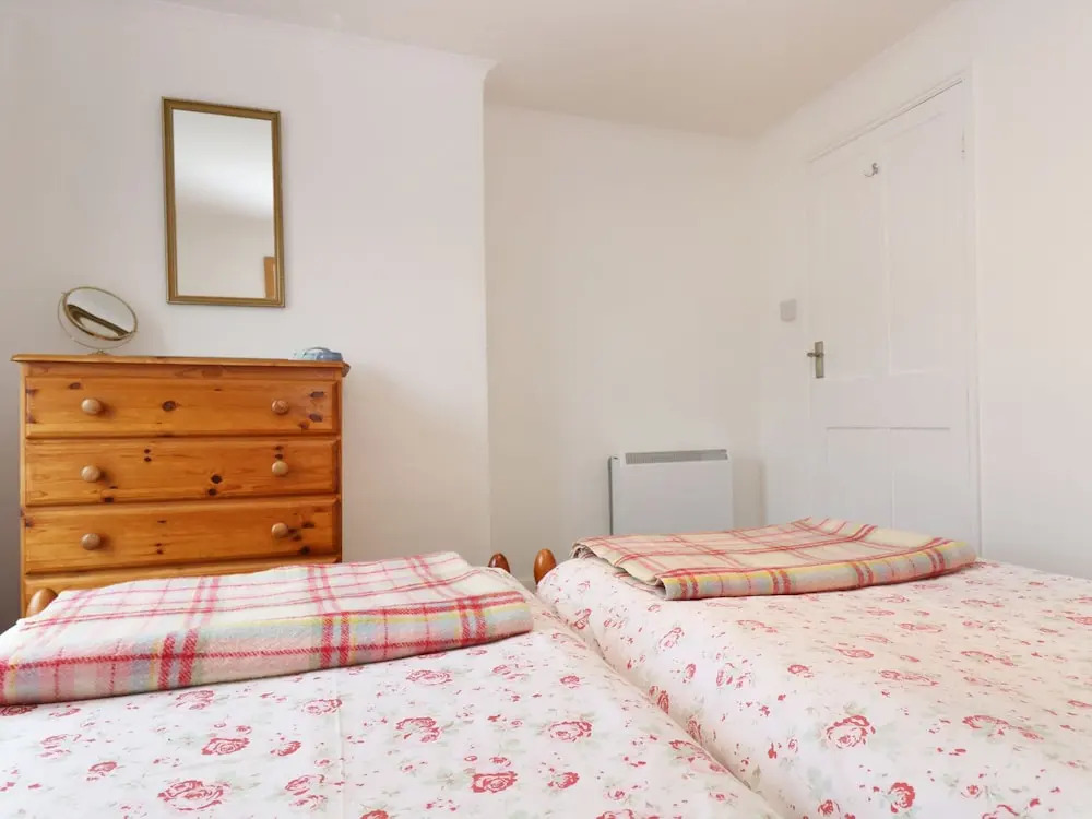 4 Elm Terrace