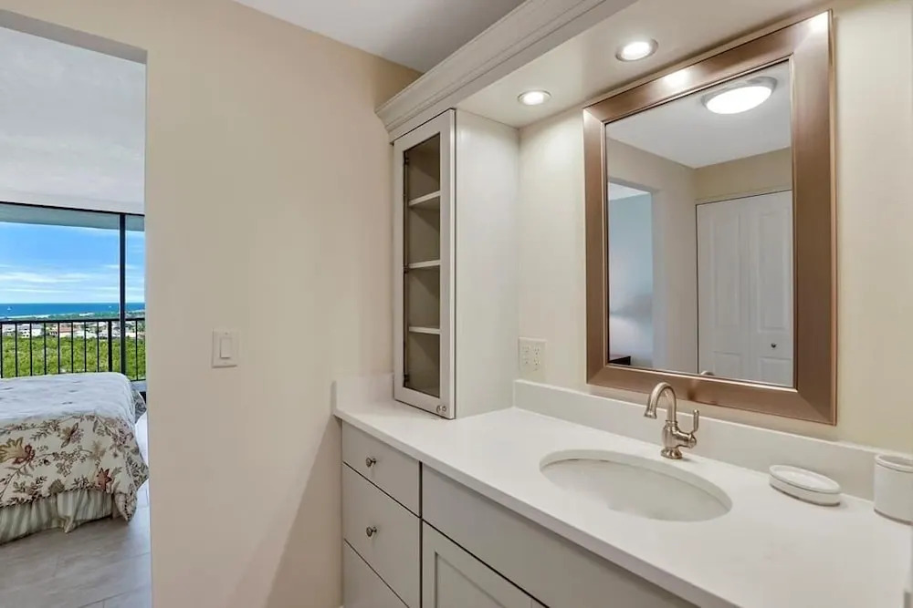 Seaview Condo #12929