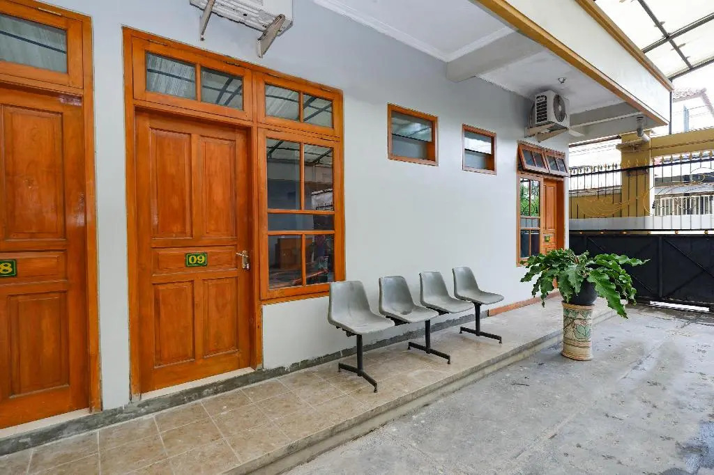OYO 2737 D'KostNearKraton mangkunegaran