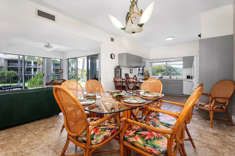 Beautiful Mountain View - Concierge Included - Spacious! - Vrkcv