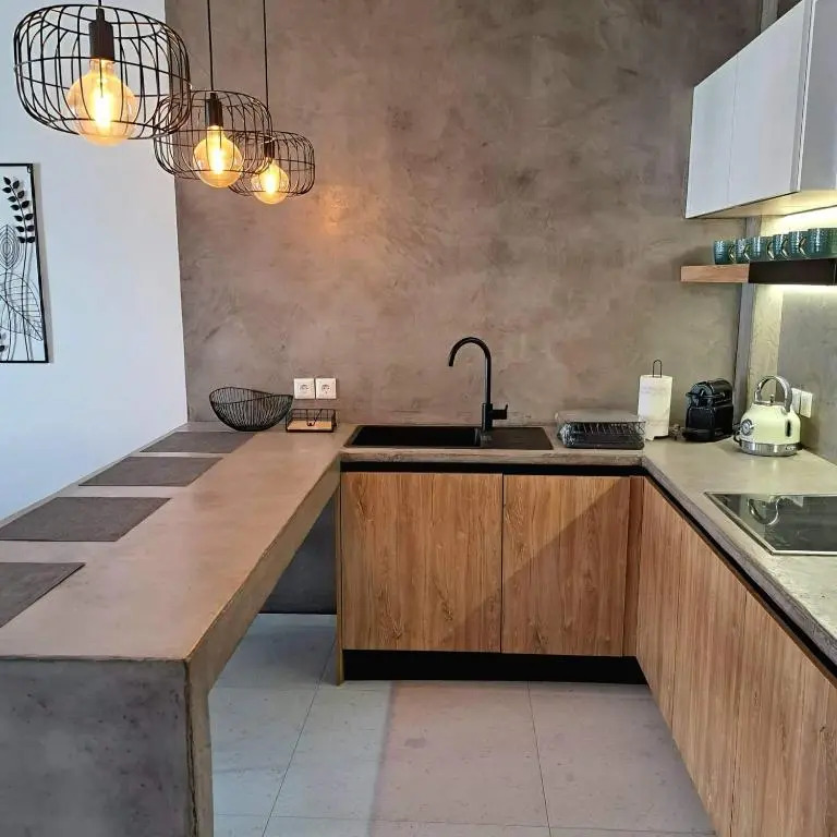 Courtyard Luxury Suites Marianthi