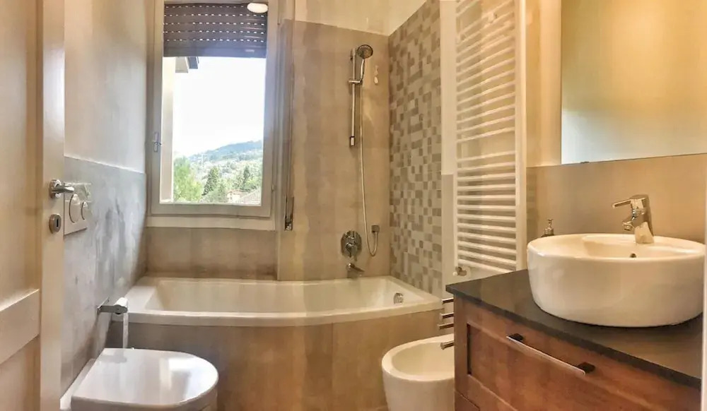Bella Apartment in the Center of Stresa