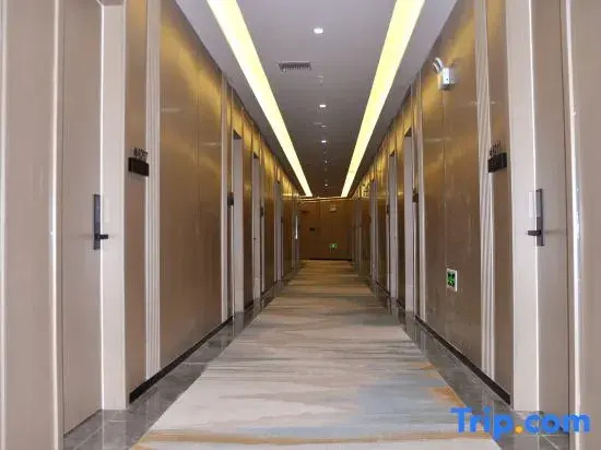 Zhangye Shangjing Intelligent Health Hotel
