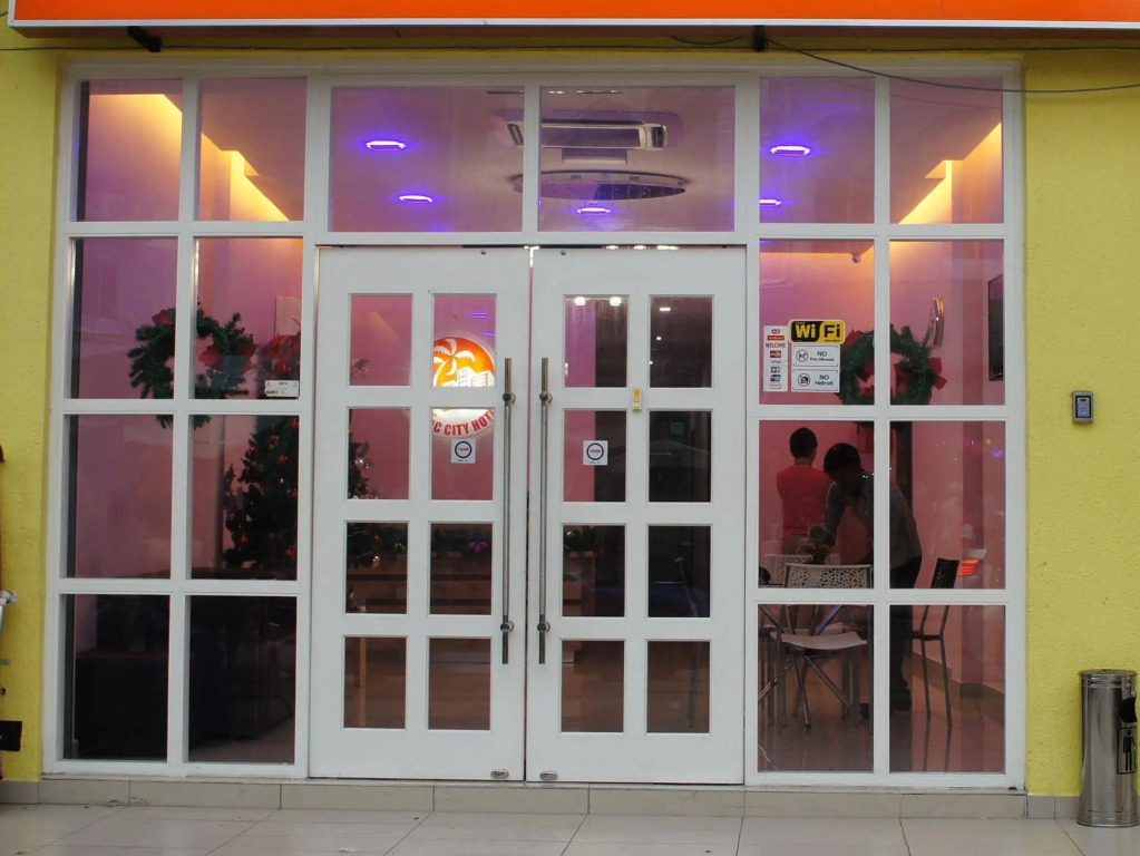Tropic City Hotel