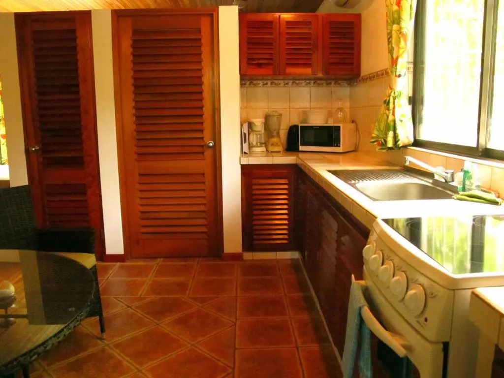 Casa Amarilla