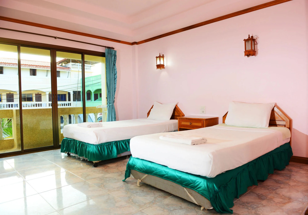 Coconut Grove Hotel Samui