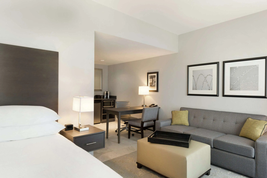 Embassy Suites Charlotte/Ayrsley