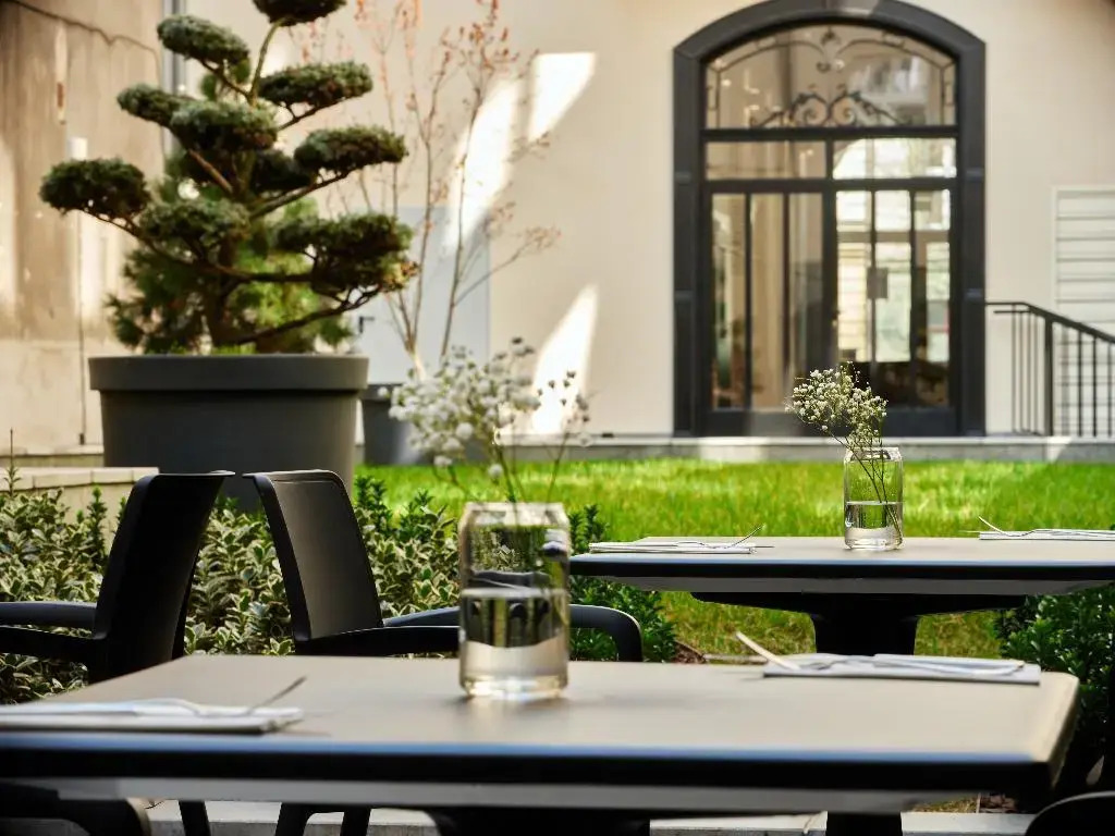1891 Garni Hotel