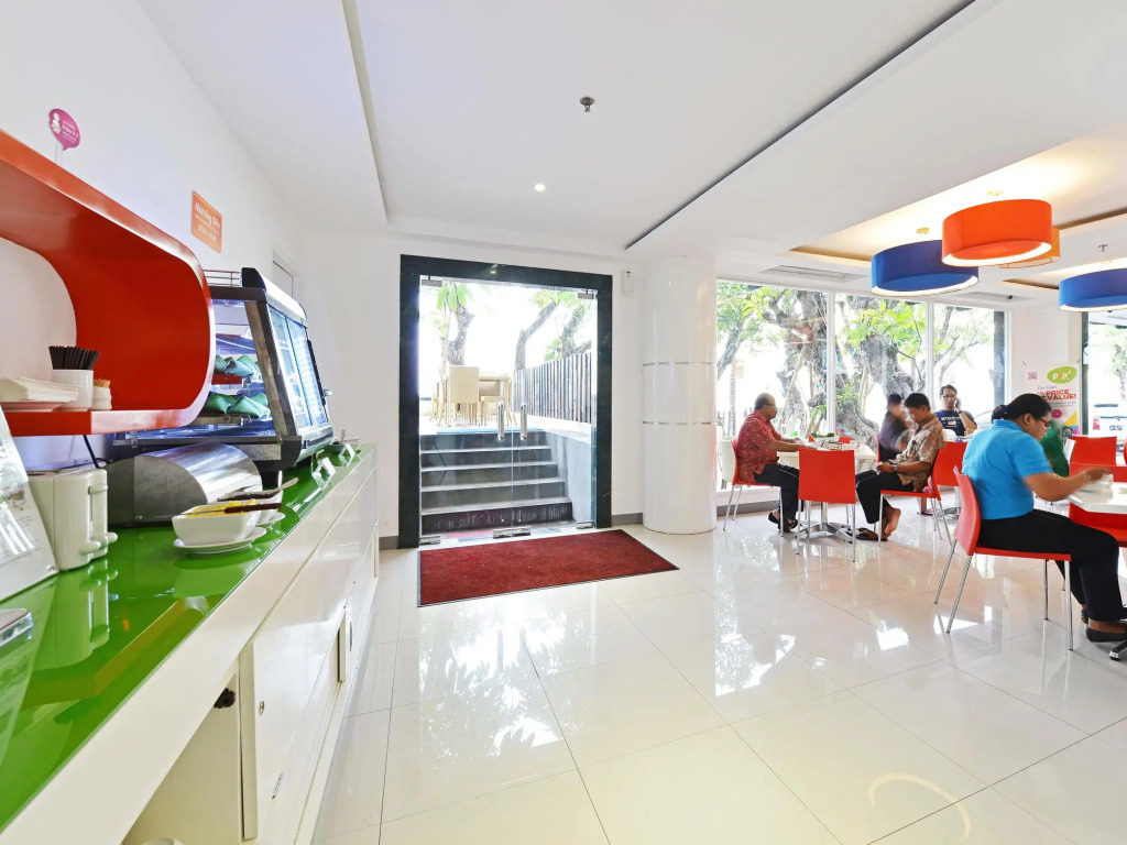 Grand Singaraja Beach Hotel