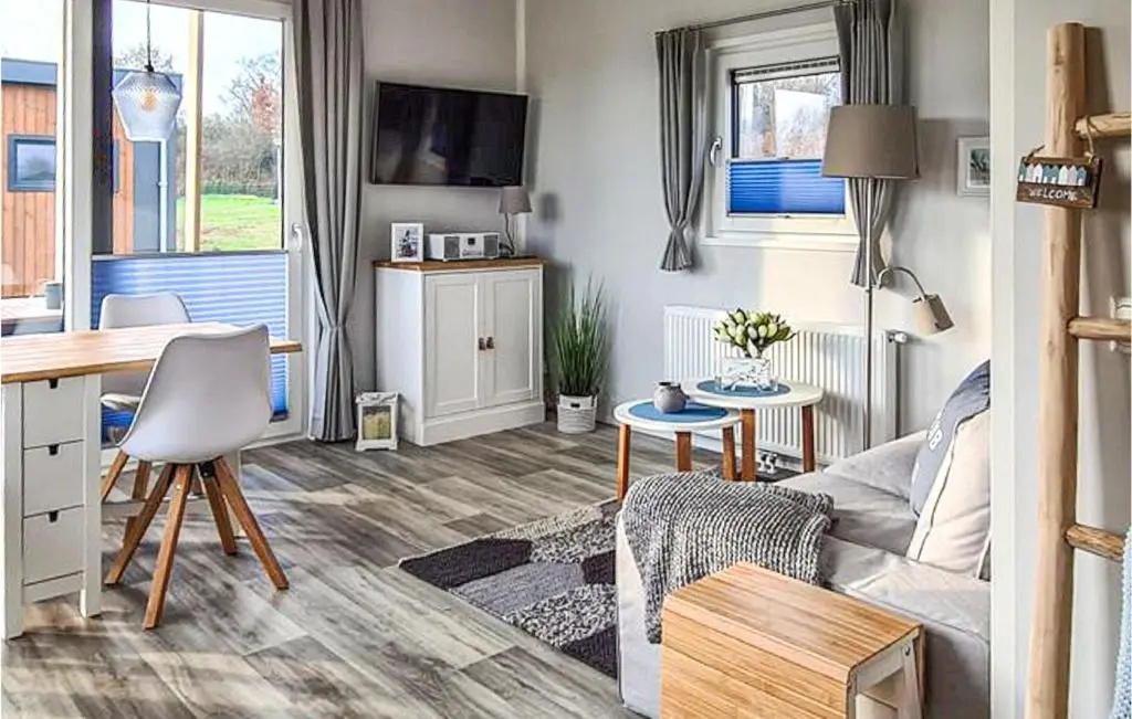 Beautiful Home in Süsel With 2 Bedrooms and Wifi