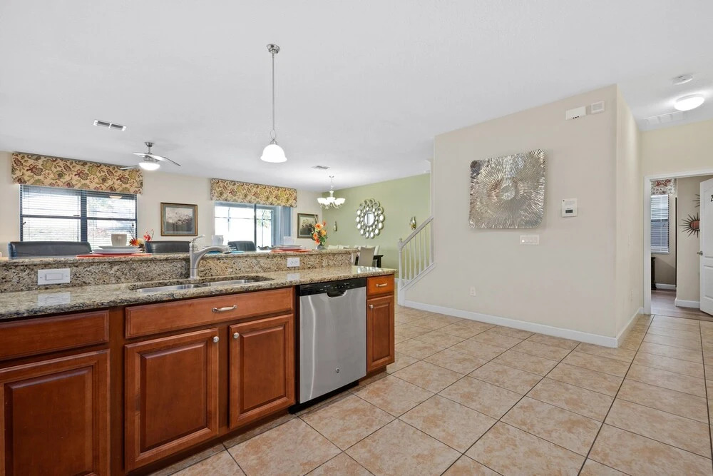 Tr_559r Champions Joy 9 Bedroom Home