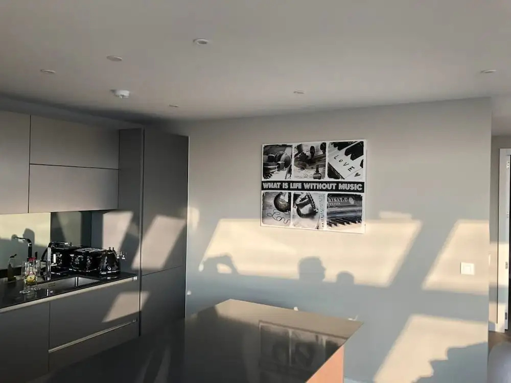 36th Floor Semi Penthouse