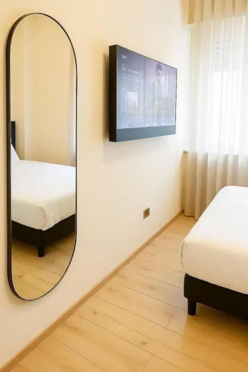 Urban Hotel