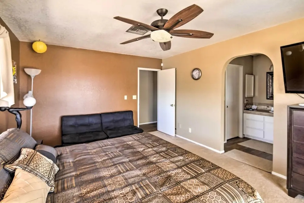 Bullhead City Home w/ Private Pool, Hot Tub & View