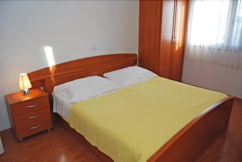 Apartments Mirko