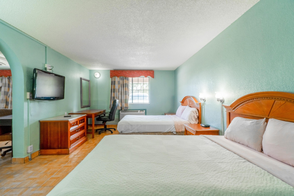 Lone Star Inn & Suites by OYO Harlingen TX