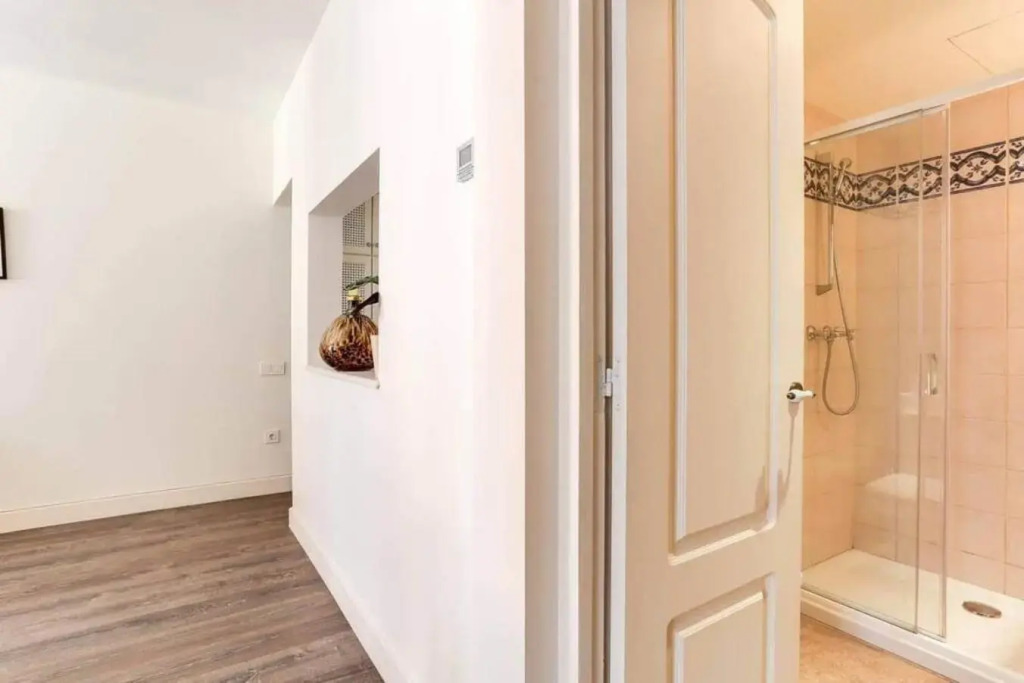 Stylish 2 Bdr apartment in Trendy Gracia