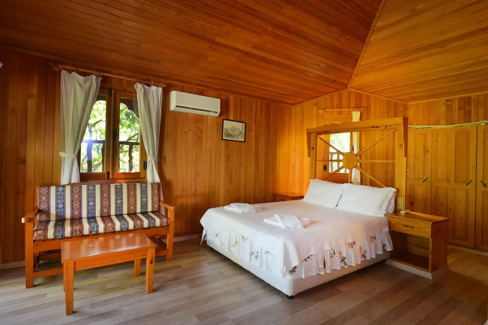 Arcadia Hotel
